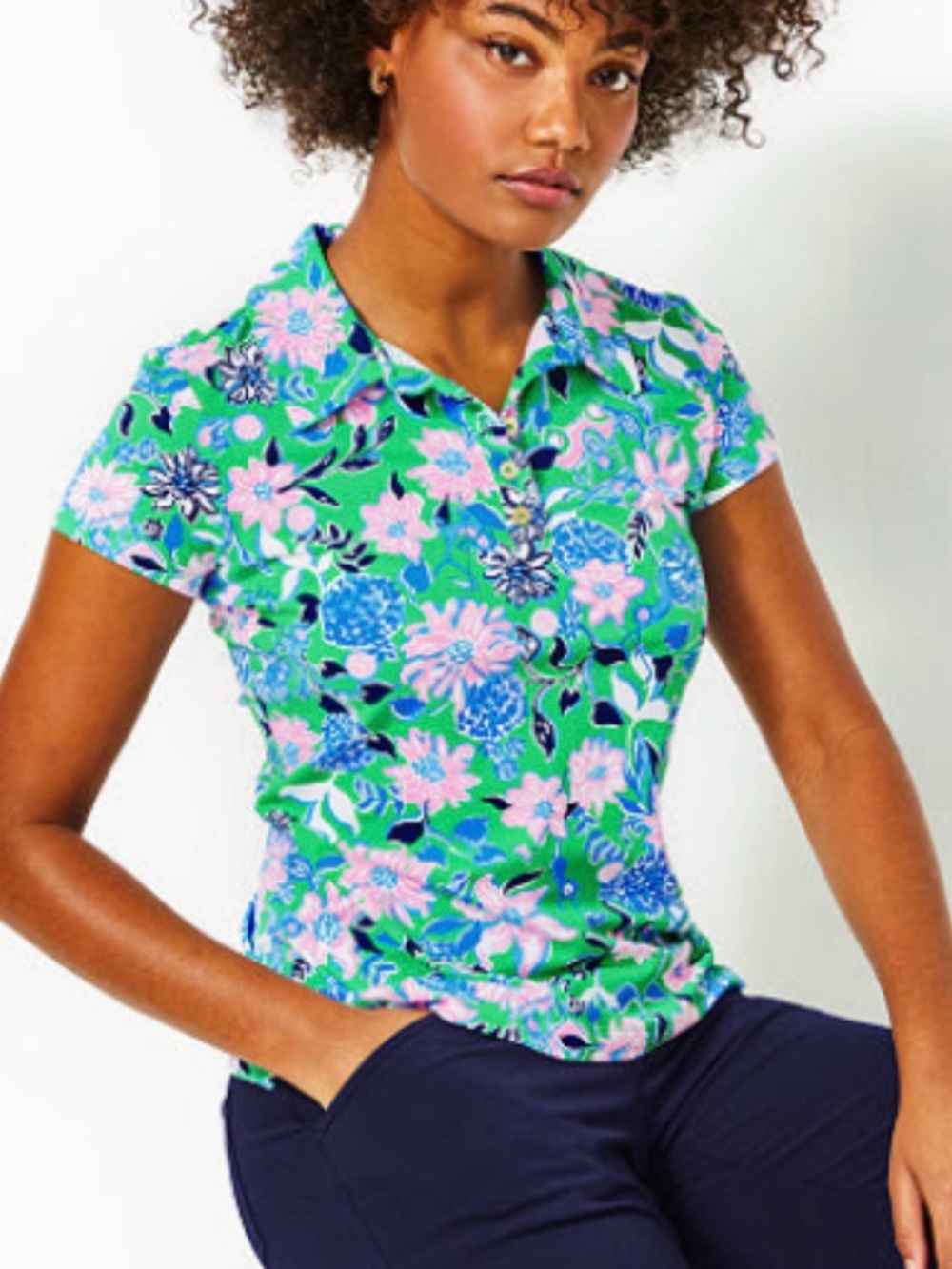 NWT Lily Pulitzer Luxletic Frieda Scallop Polo Top. Size Medium